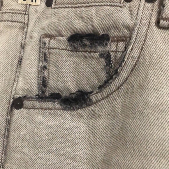 Citizens of Humanity distressed grey jeans size 27 - Picture 9 of 11